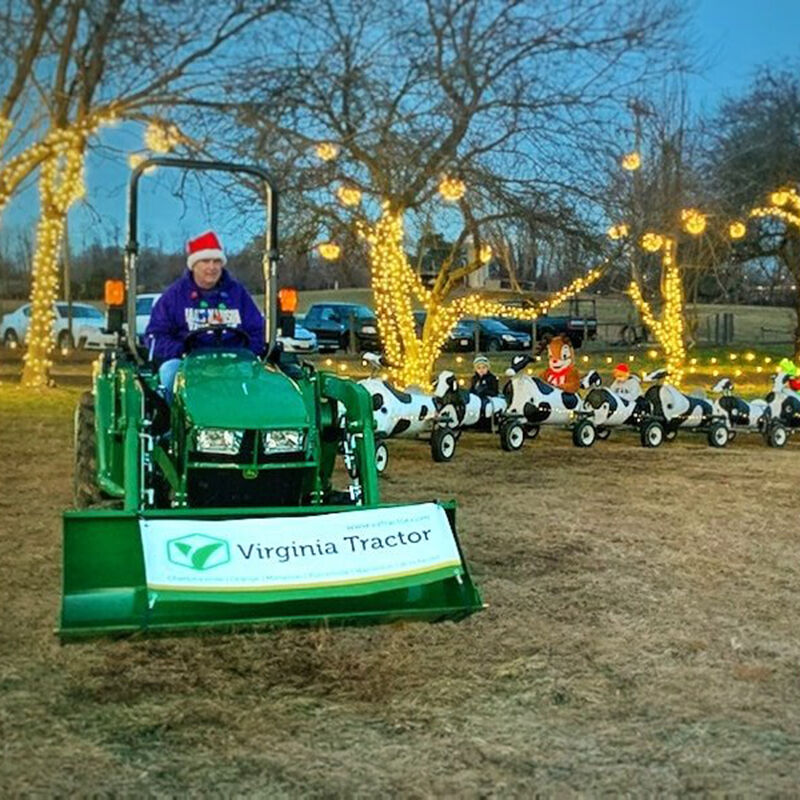 Christmas at Maple Tree Farm